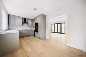 Photo 16- click for photo gallery